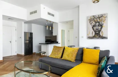 شقة - غرفة نوم - 2 حمامات للبيع في بحر 6 - بحر - جميرا بيتش ريزيدنس - دبي