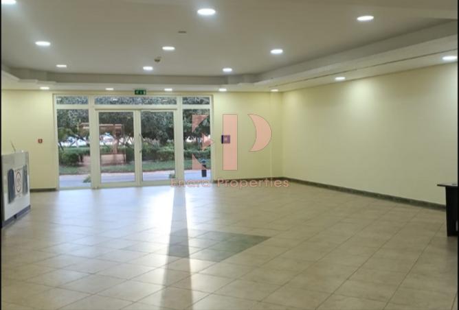 Well Maintained | Spacious | Ready to Move In photo 2