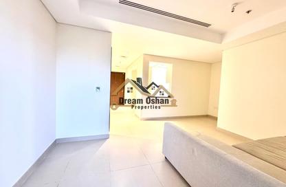 Apartment - 1 - 2 for rent in Al Nokhadha Building - Al Jaddaf - Dubai Apartment - 1 - 2 for rent in Al Nokhadha Building - Al Jaddaf - Dubai