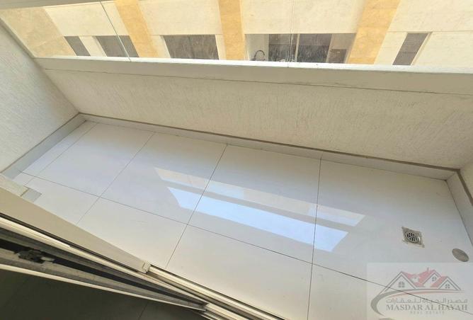 53576620 - Property Image 2