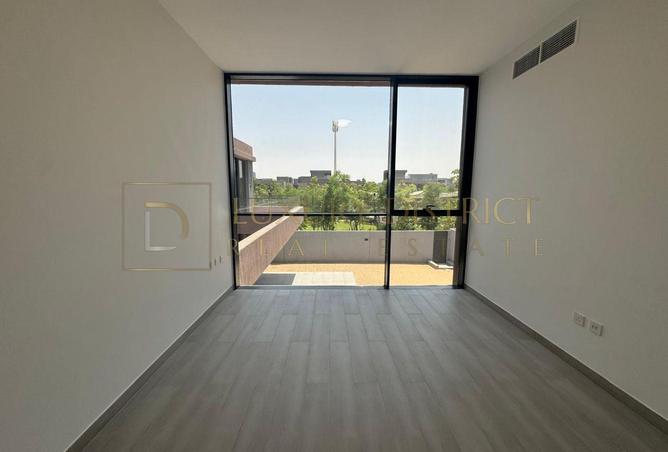 83251451 - Property Image 3