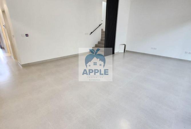 145064109 - Property Image 2