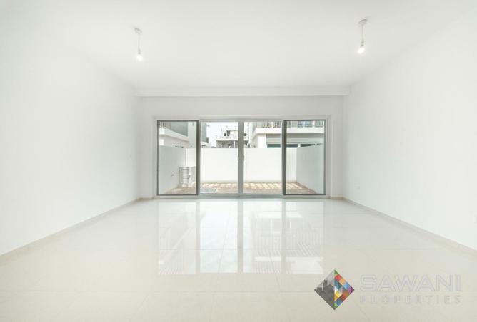 BRAND NEW| 4 BEDS| PERFECT HOME photo 2