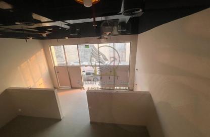 Shop - Studio - 2 Bathrooms for rent in Industrial Area 4 - Sharjah Industrial Area - Sharjah