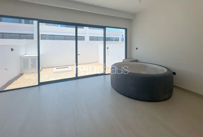 101692394 - Property Image 3