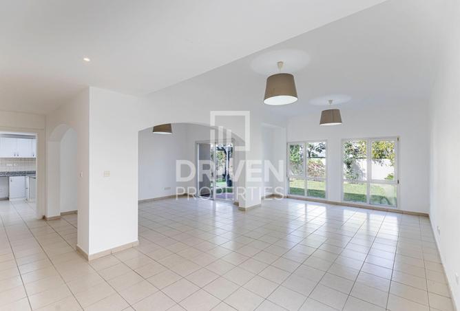 71493897 - صورة العقار 3