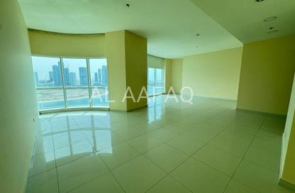 Apartment - 3 Bedrooms - 4 Bathrooms for rent in Al Khan Corniche - Al Khan - Sharjah