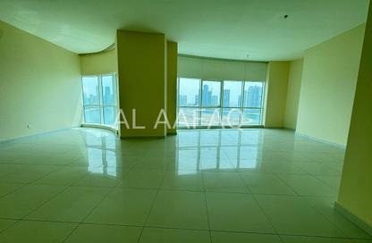 Apartment - 3 Bedrooms - 4 Bathrooms for rent in Al Khan Corniche - Al Khan - Sharjah