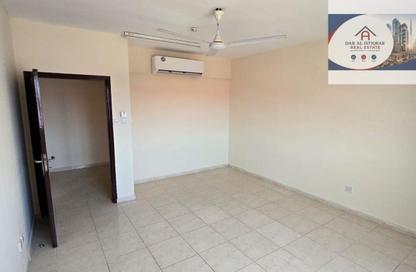 Apartment - 3 Bedrooms - 2 Bathrooms for rent in Sarh Al Emarat Tower - Al Majaz 3 - Al Majaz - Sharjah Apartment - 3 Bedrooms - 2 Bathrooms for rent in Sarh Al Emarat Tower - Al Majaz 3 - Al Majaz - Sharjah