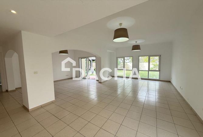 73842352 - صورة العقار 3