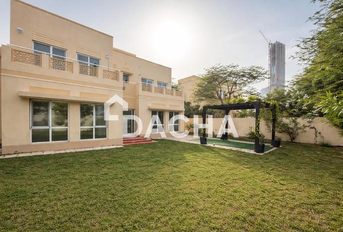 73842352 - Property Image 2