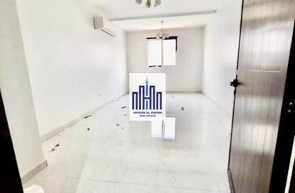 Apartment - 1 Bedroom - 2 Bathrooms for rent in Hoshi 1 - Hoshi - Al Badie - Sharjah
