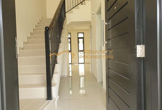128857210 - Property Image 3