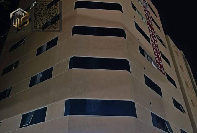 Investment building with a return of 8.12% in Al B