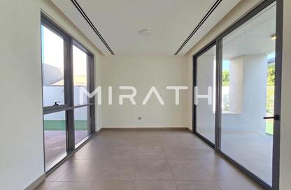 Villa - 4 Bedrooms - 5 Bathrooms for rent in Jumeirah 1 Villas - Jumeirah 1 - Jumeirah - Dubai