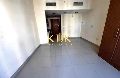Apartment - Studio - 1 Bathroom for rent in Lakeside Tower B - Lakeside Residence - Dubai Production City (IMPZ) - Dubai