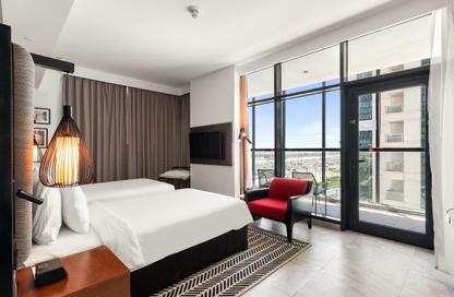 Apartment - Studio - 1 Bathroom for sale in Dolphin Tower - Business Bay - Dubai