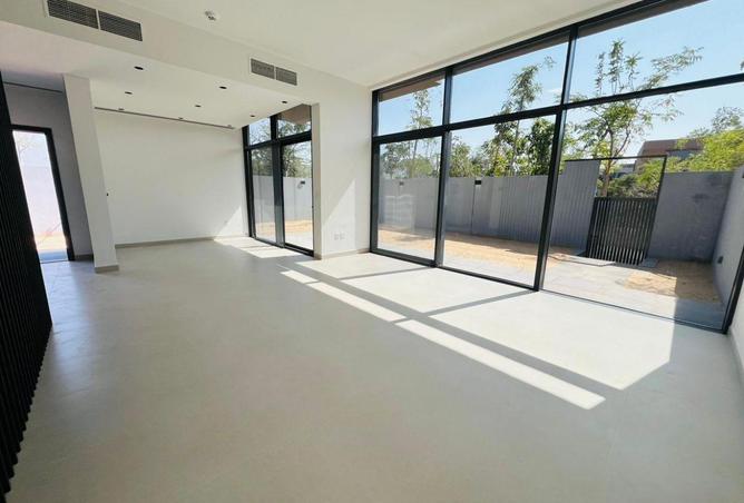 82801410 - Property Image 3