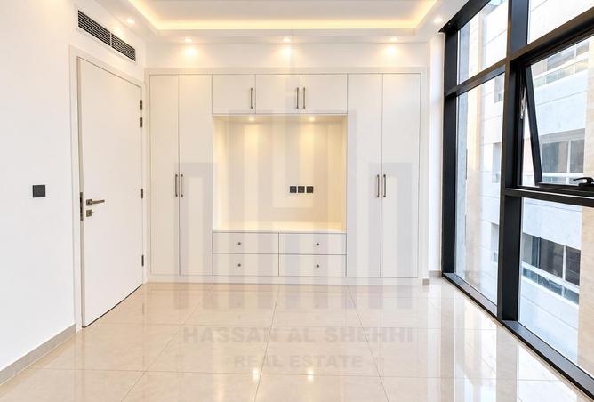 141914345 - Property Image 3