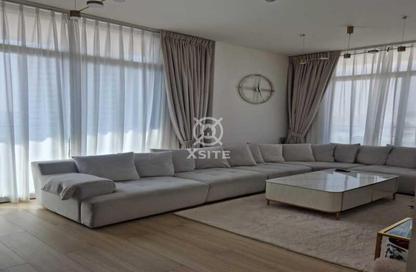 Apartment - 1 Bedroom - 1 Bathroom for rent in Binghatti LUNA - District 12 - Jumeirah Village Circle - Dubai