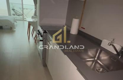 Apartment - Studio - 1 Bathroom for rent in Bloom Towers C - Bloom Towers - District 10 - Jumeirah Village Circle - Dubai