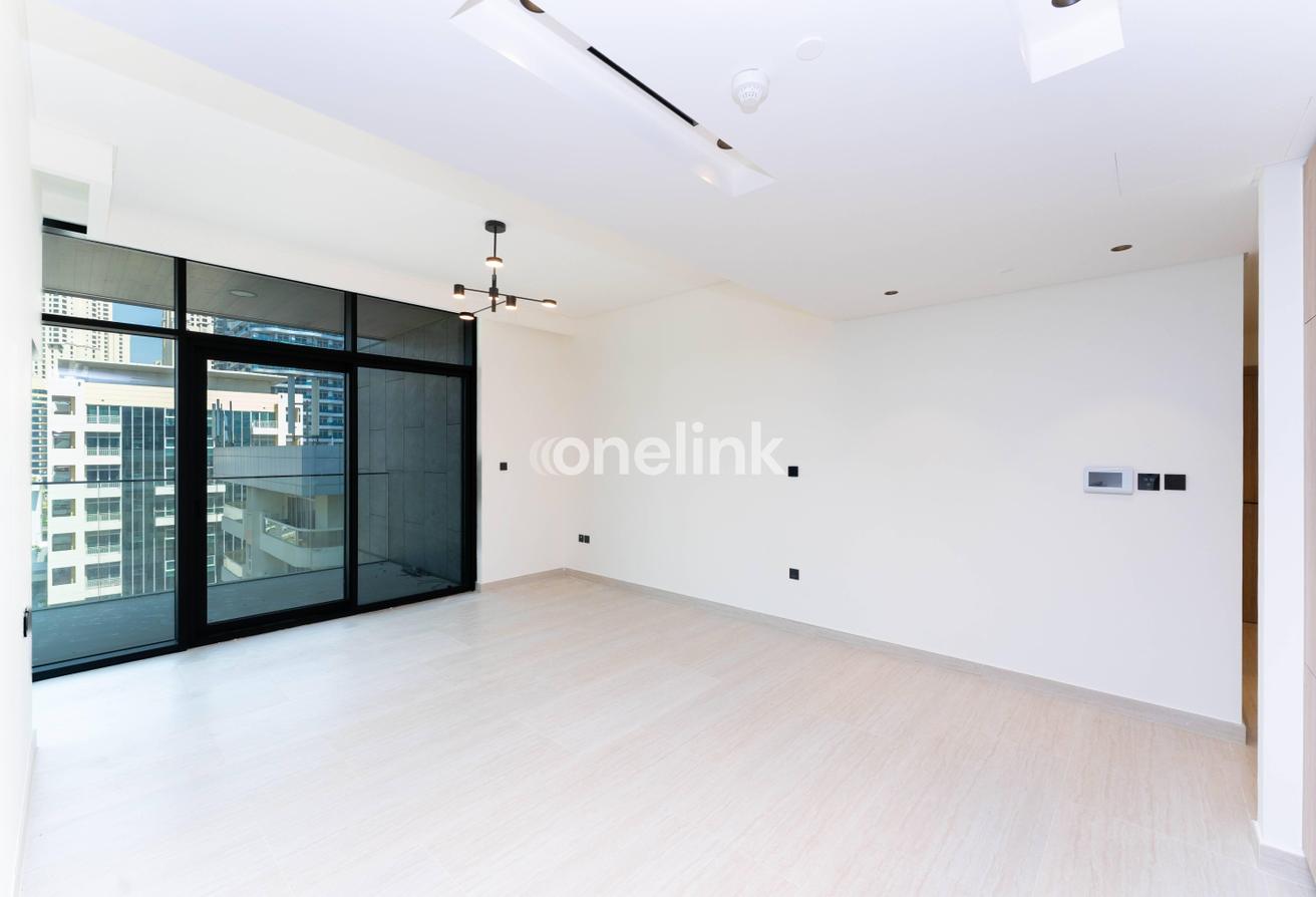 Modern | Unfurnished | Marina Living photo 21