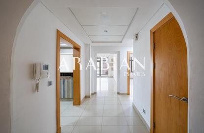 Apartment - 2 Bedrooms - 4 Bathrooms for rent in Al Hamri - Shoreline Apartments - Palm Jumeirah - Dubai