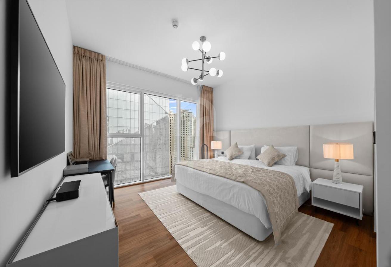 Upgraded | Furnished | Sea View | Wood Flooring photo 9