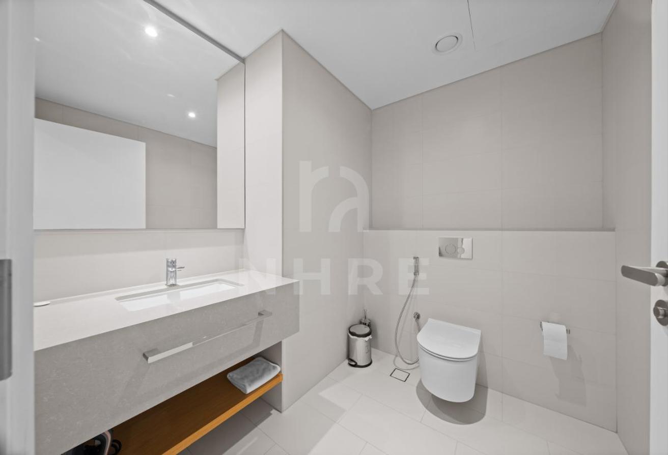 Upgraded | Furnished | Sea View | Wood Flooring photo 17