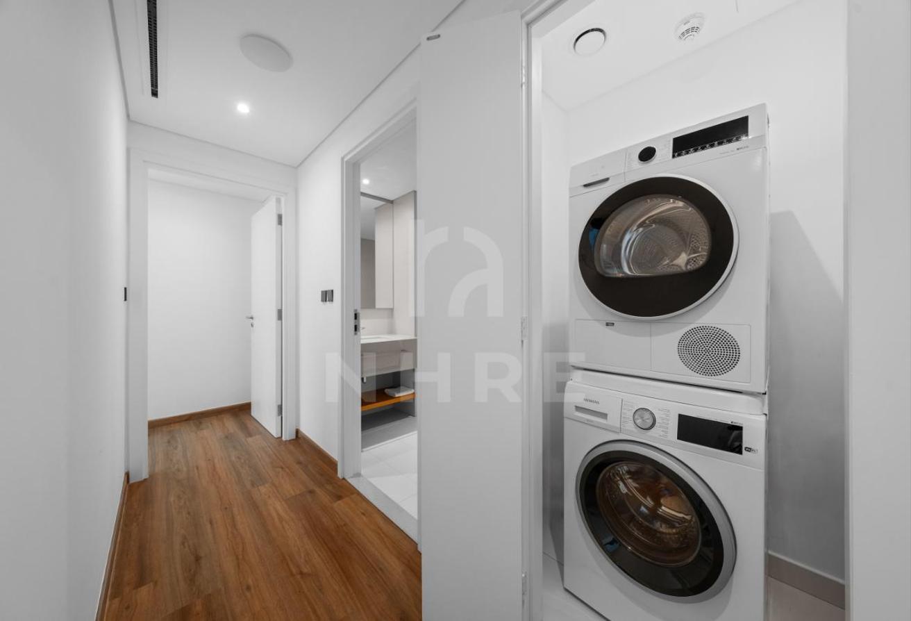 Upgraded | Furnished | Sea View | Wood Flooring photo 18