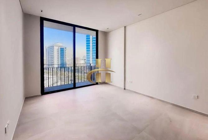 70290739 - صورة العقار 3