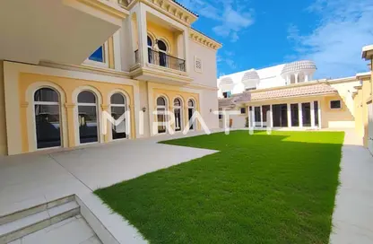 فيلا - 6 غرف نوم - 6 حمامات للايجار في فلل الجميرا 1 - جميرا 1 - جميرا - دبي