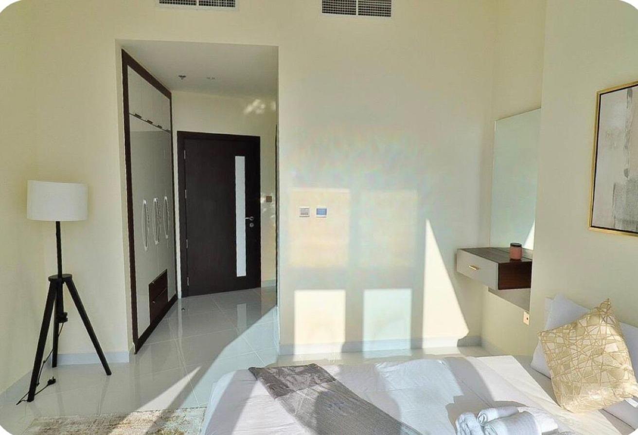 Miracle Vista 2BR | Miraclz by Danube, Arjan photo 12