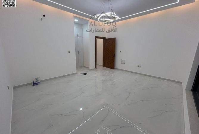 124733964 - Property Image 3