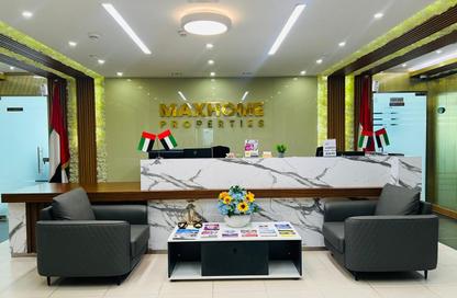 Office Space - Studio - 4 Bathrooms for rent in Hamdan Street - Abu Dhabi