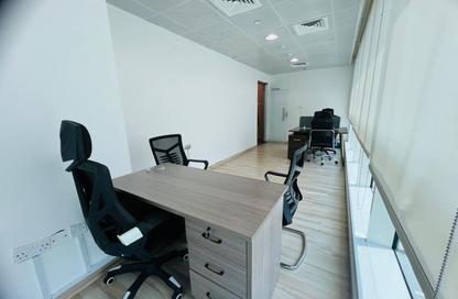 Office Space - Studio - 4 Bathrooms for rent in Hamdan Street - Abu Dhabi