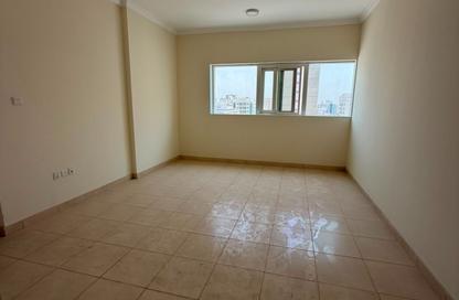 Apartment - 1 Bedroom - 1 Bathroom for rent in Al Qulaya'ah - Al Sharq - Sharjah