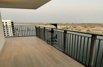 Apartment - 3 Bedrooms - 3 Bathrooms for rent in Waters Edge - Yas Island - Abu Dhabi