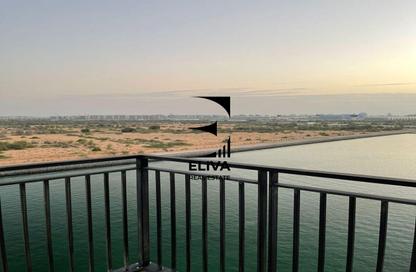 Apartment - 3 Bedrooms - 3 Bathrooms for rent in Waters Edge - Yas Island - Abu Dhabi