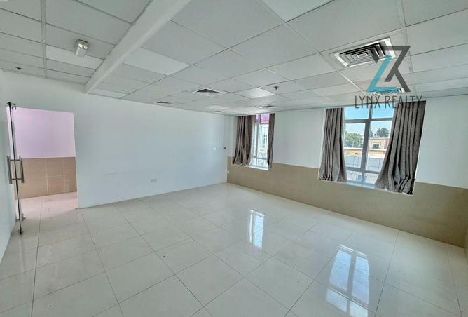 90502308 - Property Main Image