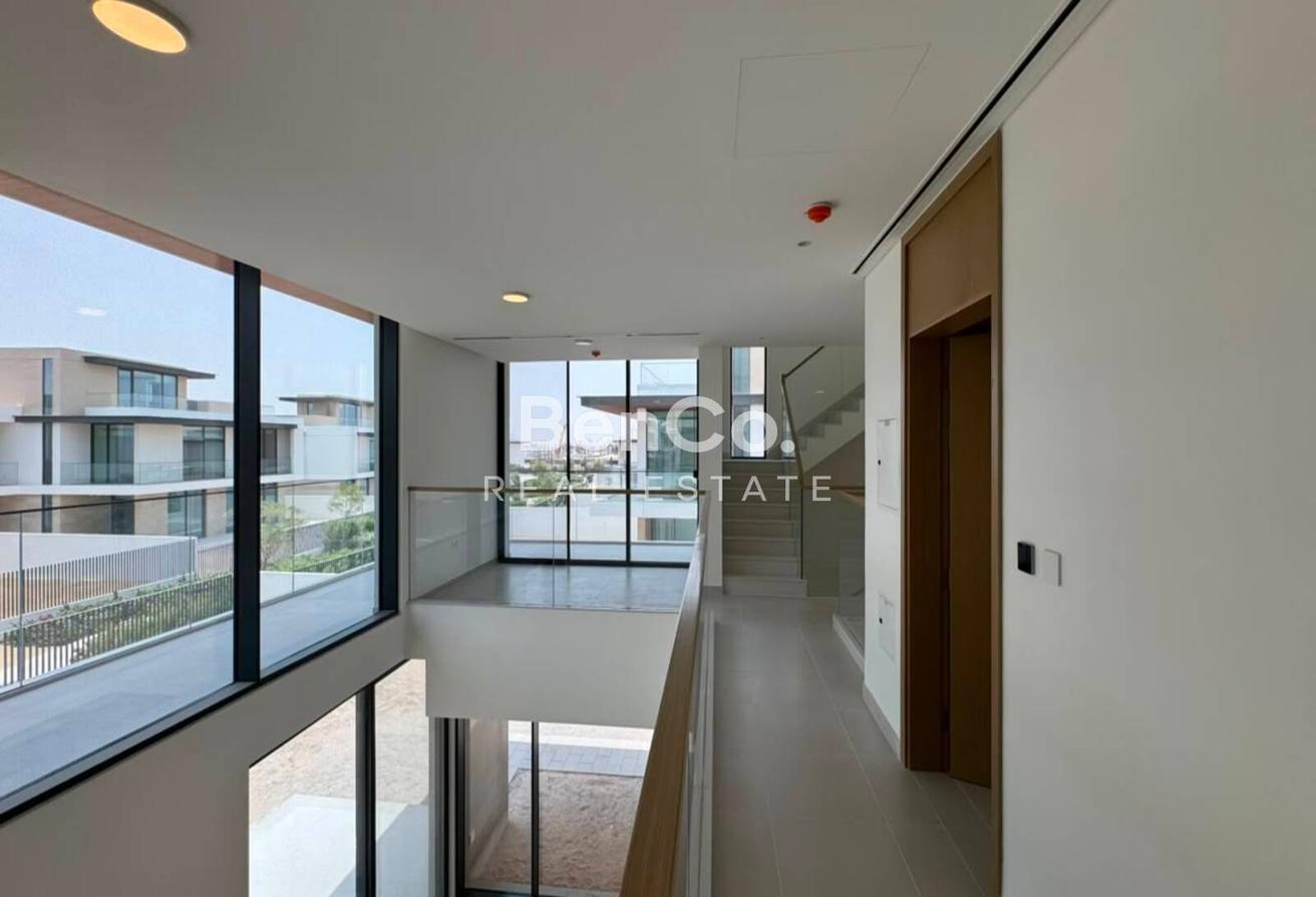 Ready to Move | Large Plot | The Valley Expert photo 2