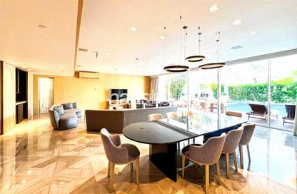 Apartment - 5 Bedrooms - 6 Bathrooms for sale in FIVE Palm Jumeirah - Palm Jumeirah - Dubai