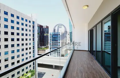 Apartment - 1 Bedroom - 2 Bathrooms for rent in SOL Bay - Business Bay - Dubai