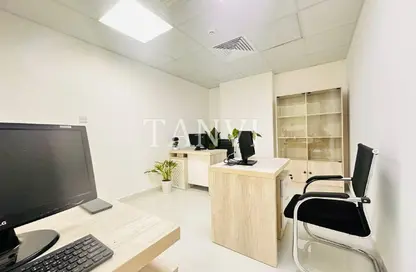 مكتب - غرفة نوم - 1 حمام للايجار في مبنى سيلفر هوم - هور العنز - ديرة - دبي