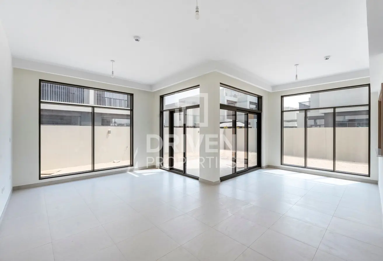 142356858 - Property Main Image