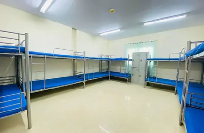 سكن الموظفين - استوديو - 8 حمامات للايجار في م-16 - مصفح الصناعية - مصفح - أبوظبي سكن الموظفين - استوديو - 8 حمامات للايجار في م-16 - مصفح الصناعية - مصفح - أبوظبي