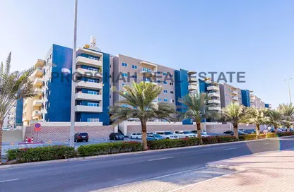 Apartment - 2 Bedrooms - 2 Bathrooms for sale in Tower 8 - Al Reef Downtown - Al Reef - Abu Dhabi