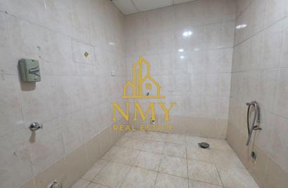 عمارة بالكامل - استوديو - 8 حمامات للايجار في مجمع التكنولوجيا - المنطقة التجارية الحرة في رأس الخيمة - رأس الخيمة