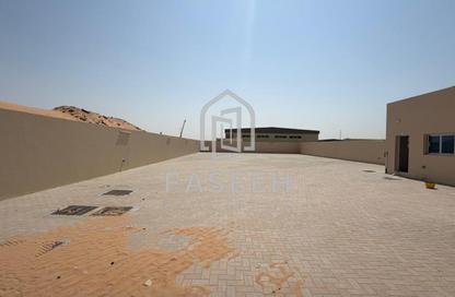 Warehouse - Studio - 1 for rent in Al Sajaa S - Al Sajaa - Sharjah