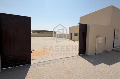 Warehouse - Studio - 1 for rent in Al Sajaa S - Al Sajaa - Sharjah
